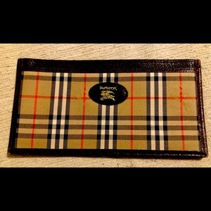 Authentic pre-loved men’s Burberrys wallet